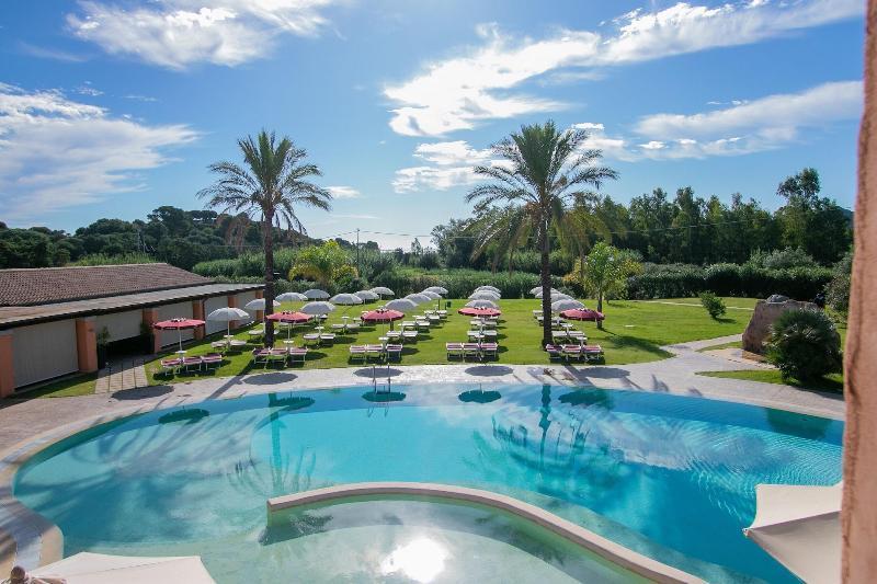 Alma Resort Castiadas Zewnętrze zdjęcie